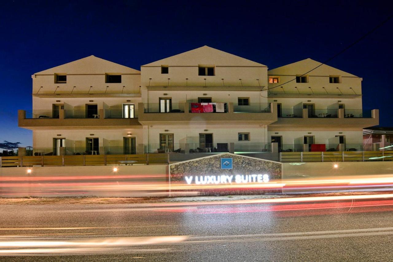 V Luxury 3*