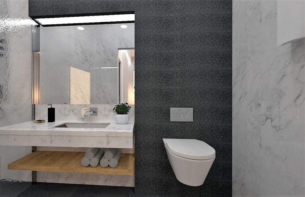 V Luxury Hotel apartamentowy 3*