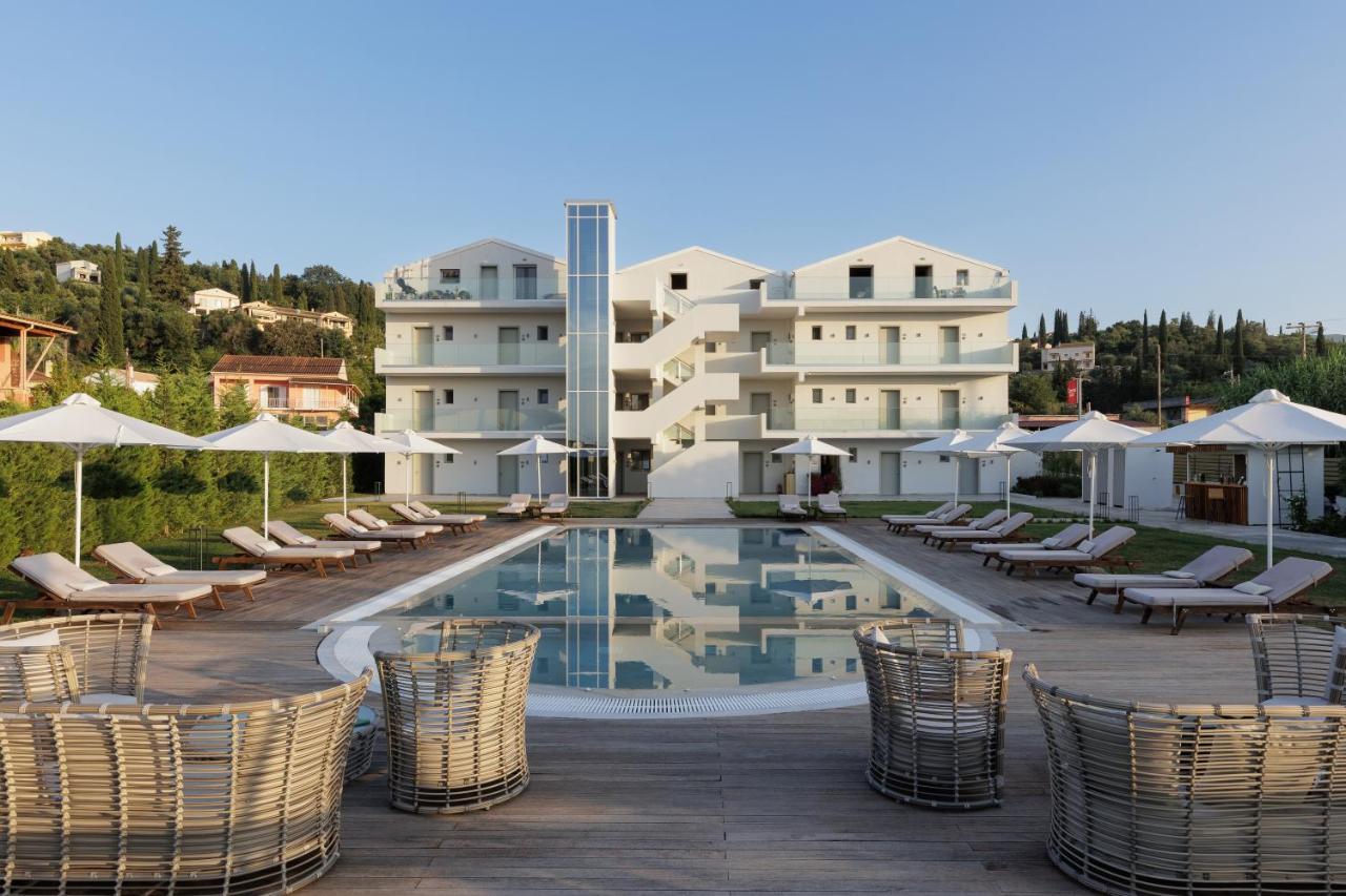 V Luxury 3* Kanálion